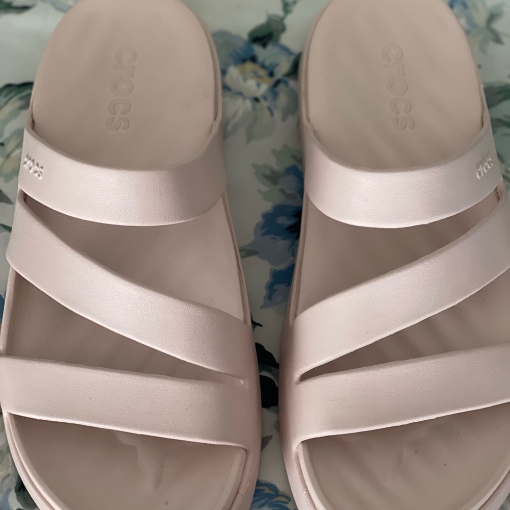 CROCS Women's Light Pink Mules